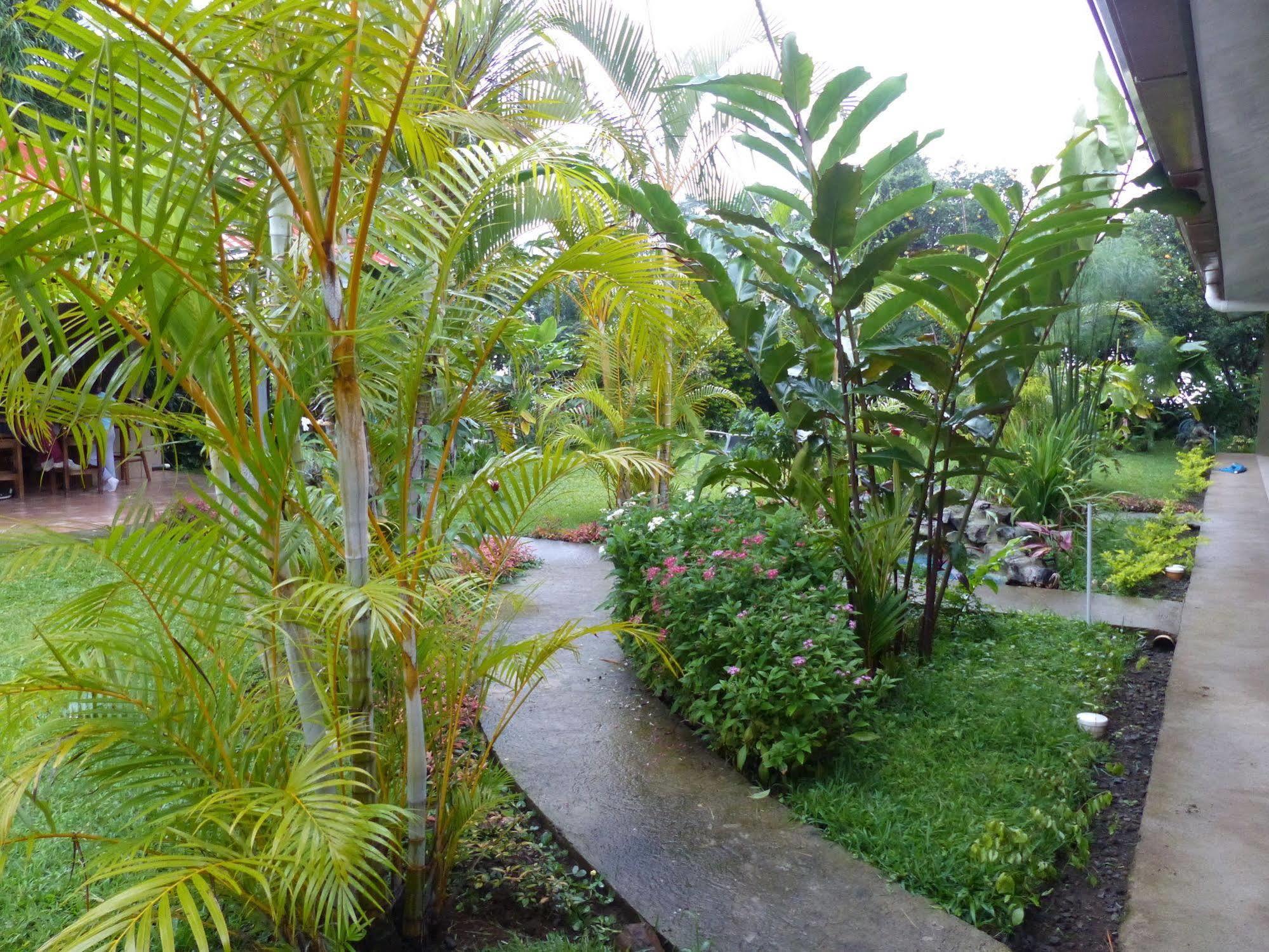 B&B Garden Grecia Exterior foto